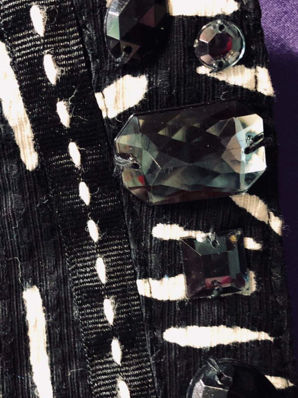 VTG Rare📌Investments Embellished w/ Black Faceted Rhinestones B&W Blazer - Picture 12 of 14